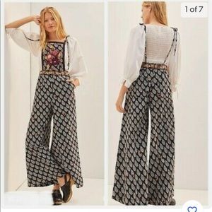 NWOT Anthropologie Wide Leg embroidered jumpsuit, size 4.